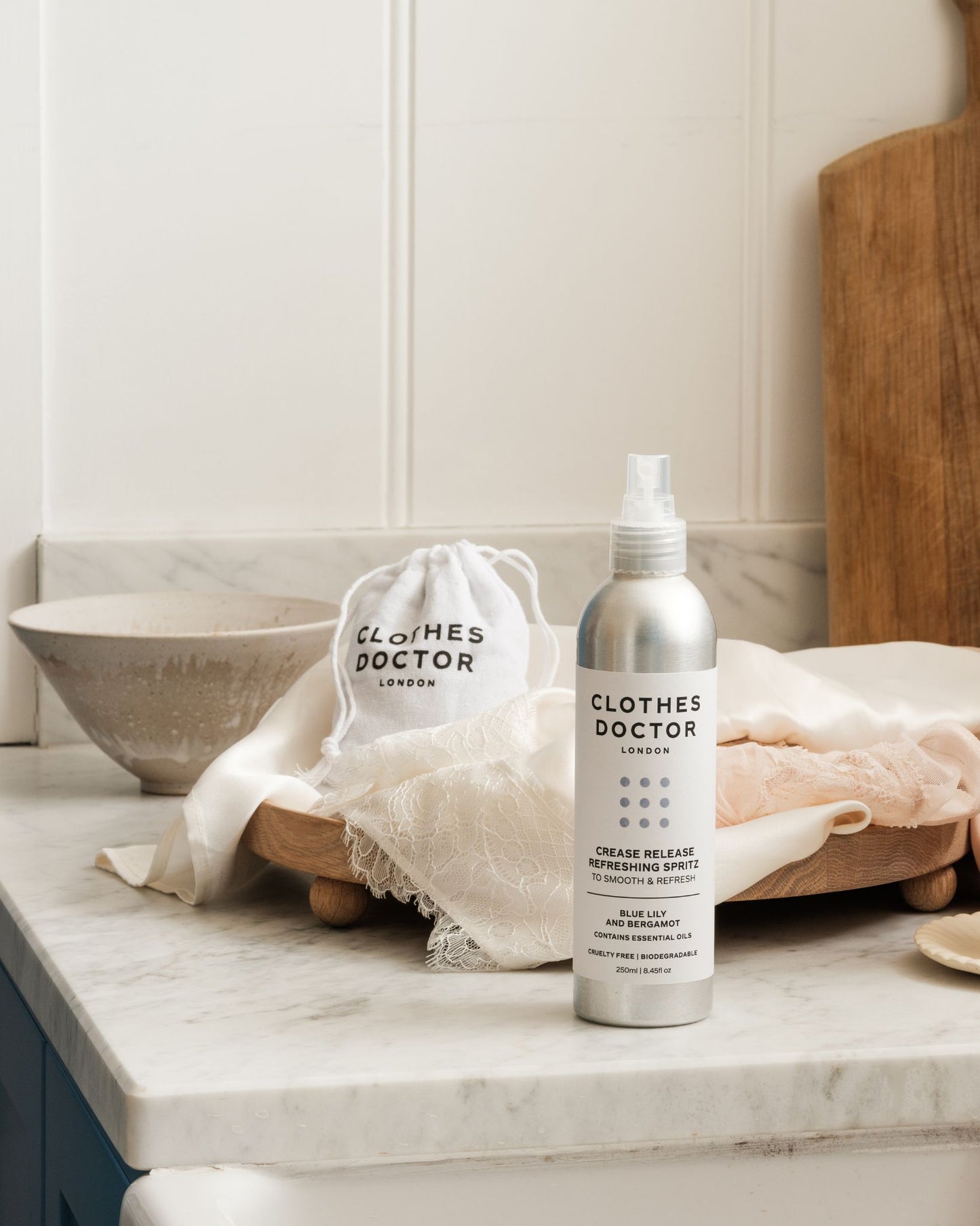Crease Release Refreshing Spritz